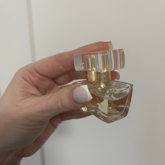 Jennifer Aniston Lolavie Perfume Mini Size - Picture 2 of 3